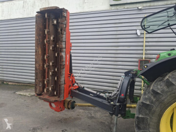 Broyeur d'accotement Kubota