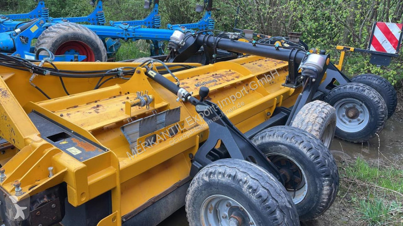 Espaces verts Muthing MU Farmer 420/S