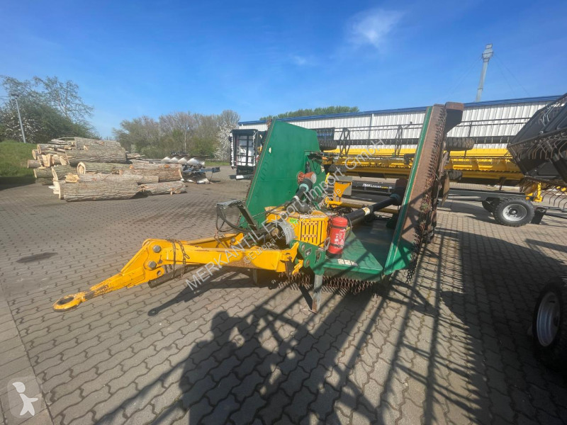 Zonas verdes jardins Spearhead  R Cut 500