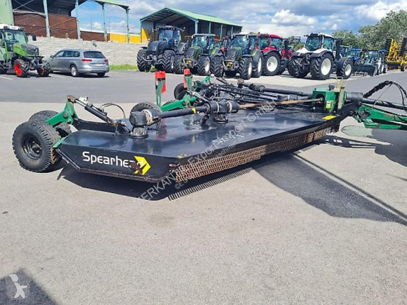 Tereny zielone Spearhead Stubble Master 730