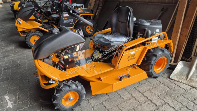 Zonas verdes jardins AS Motor  AS 900 Enduro