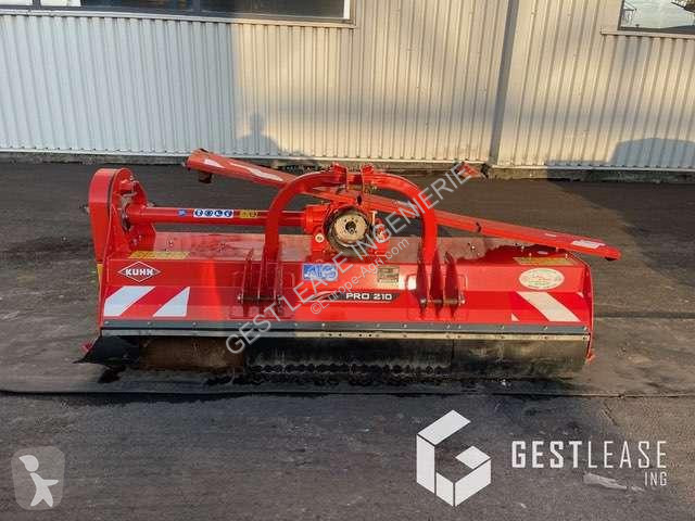 Espaces verts Kuhn  PRO 210