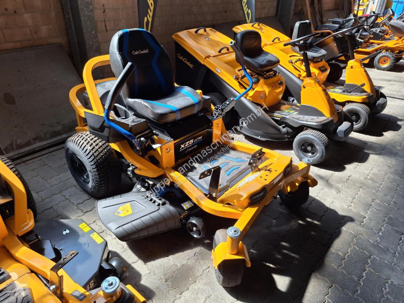 Grønne område Cub Cadet  CC XZ5 EL107 107CM...