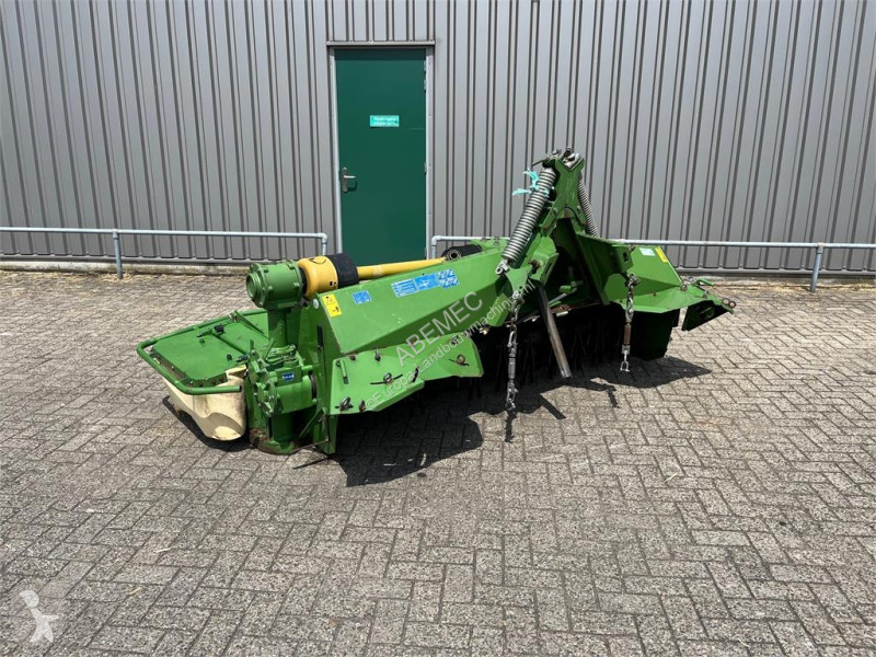 Zonas verdes jardins Krone EC 320 CV Float