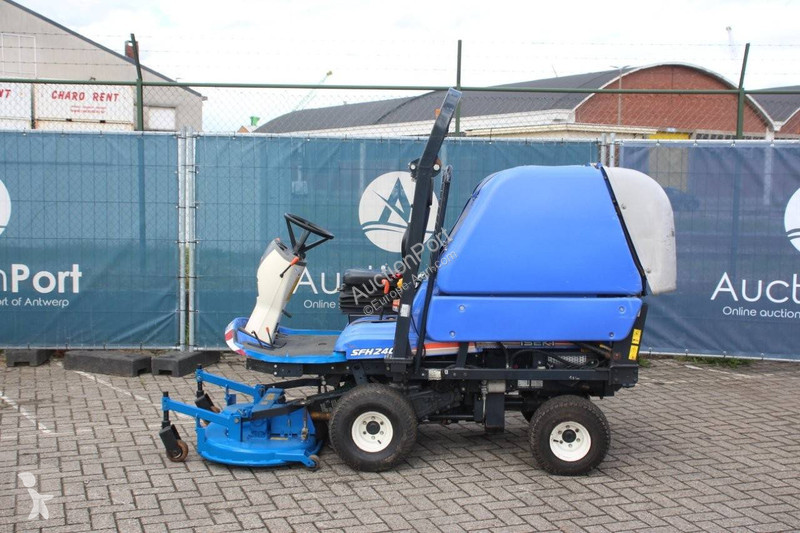 Grönområden Iseki SFH 240 Hooglosser