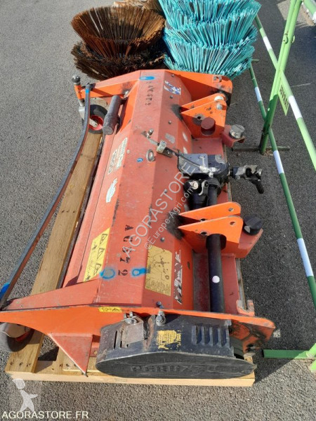 Spaţii verzi Kubota Perruzzo TEGF 1600HD