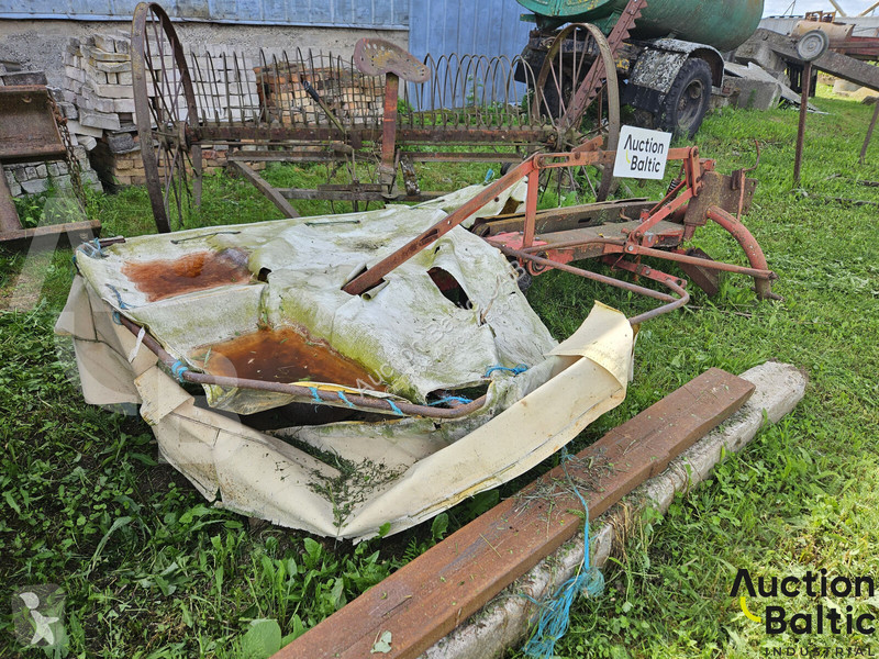 Landscaping equipment