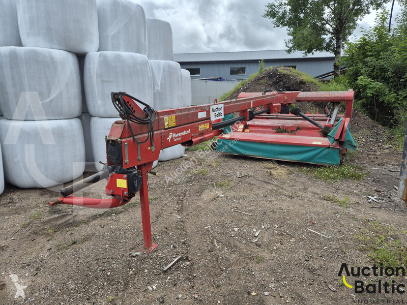 Зеленый массив Kverneland 4332 CT