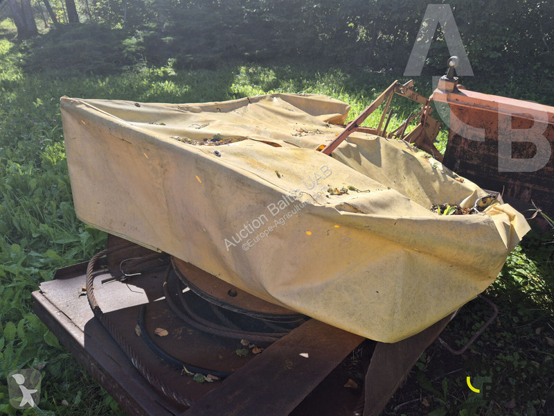 Landscaping equipment