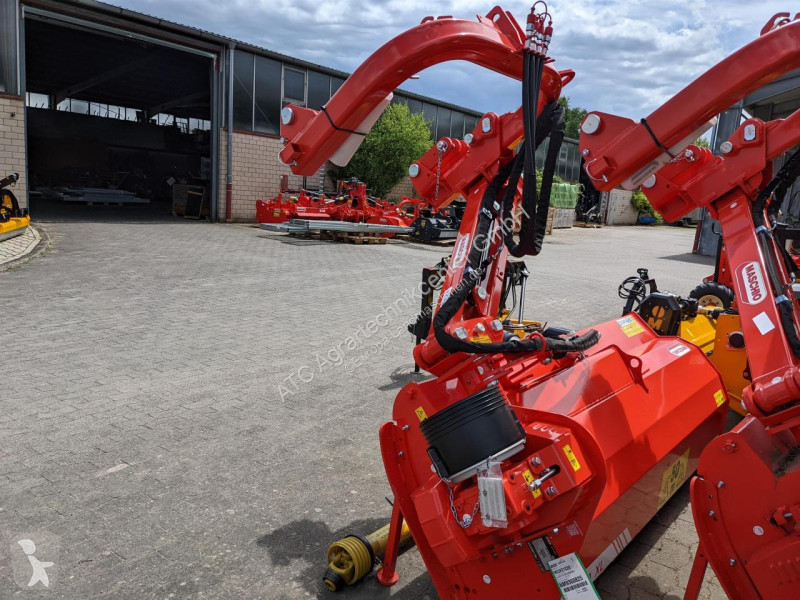 Zonas verdes Maschio Gaspardo  Giraffa XL 210 SE