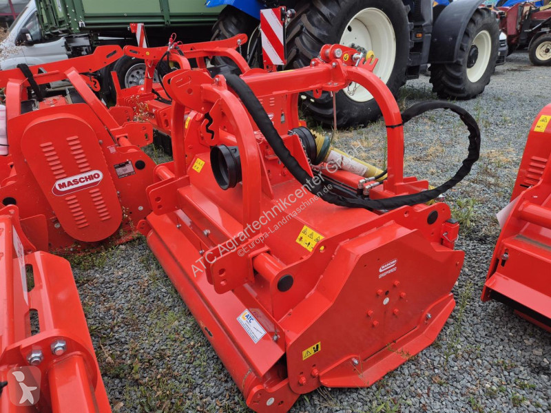 Zonas verdes Maschio Gaspardo  Bella 135 FH