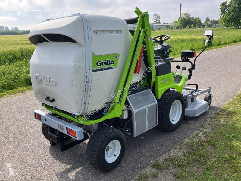 Zonas verdes Grillo  FD 900 4WD