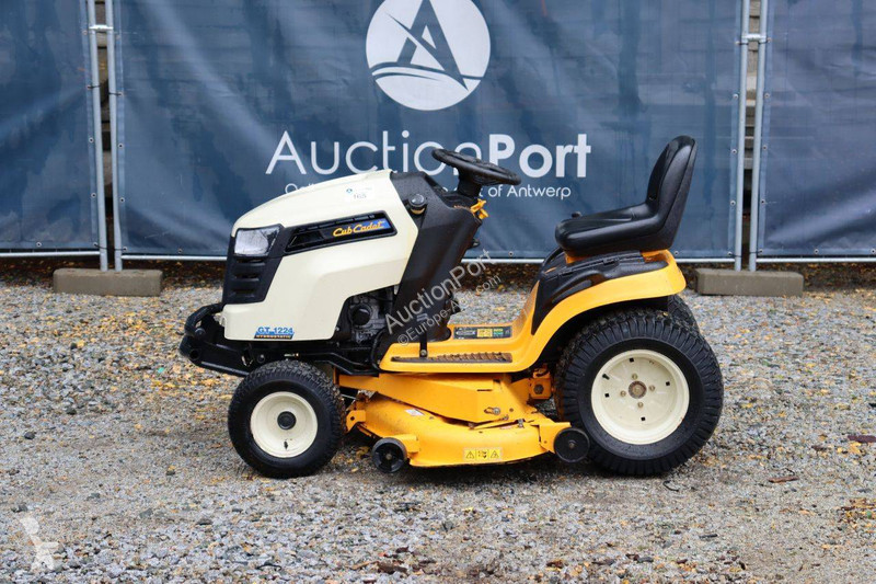 Zonas verdes Cub Cadet GT-1224 Hydrostatic