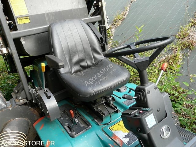 Espaces verts Kubota F2560