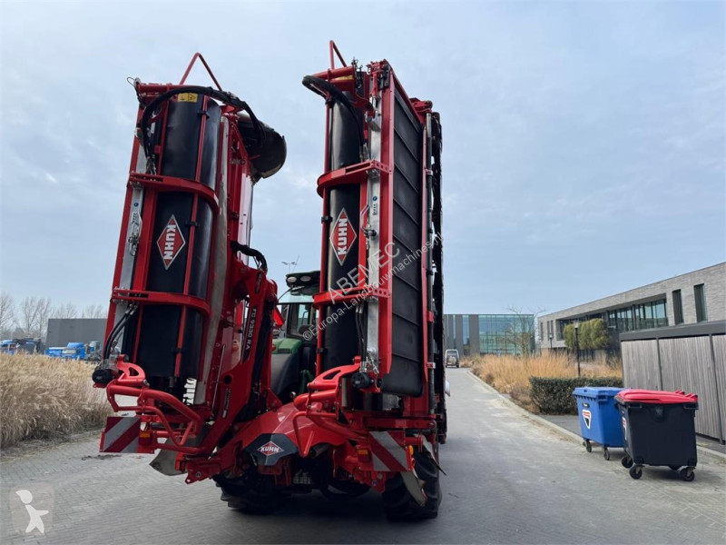 Zonas verdes jardins Kuhn FC 9330D-RA + FC...