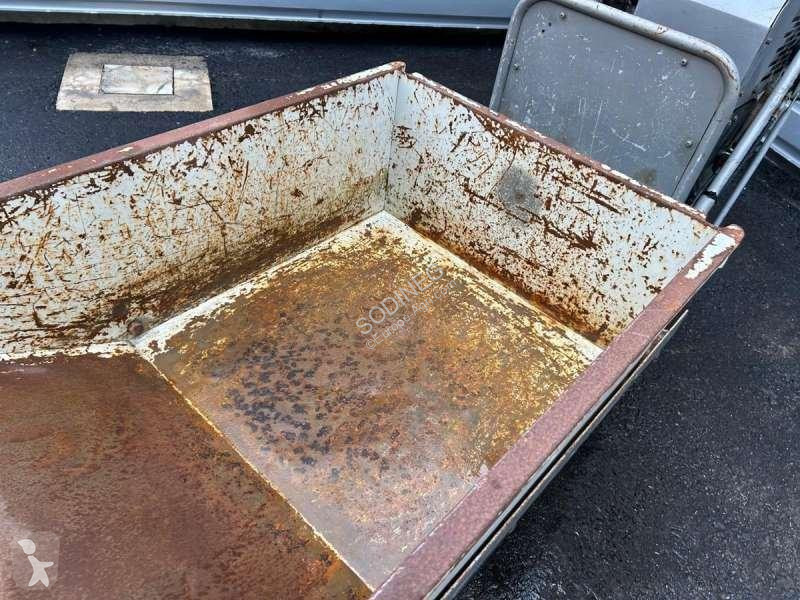 Grönområden   BROUETTE A MOTEUR