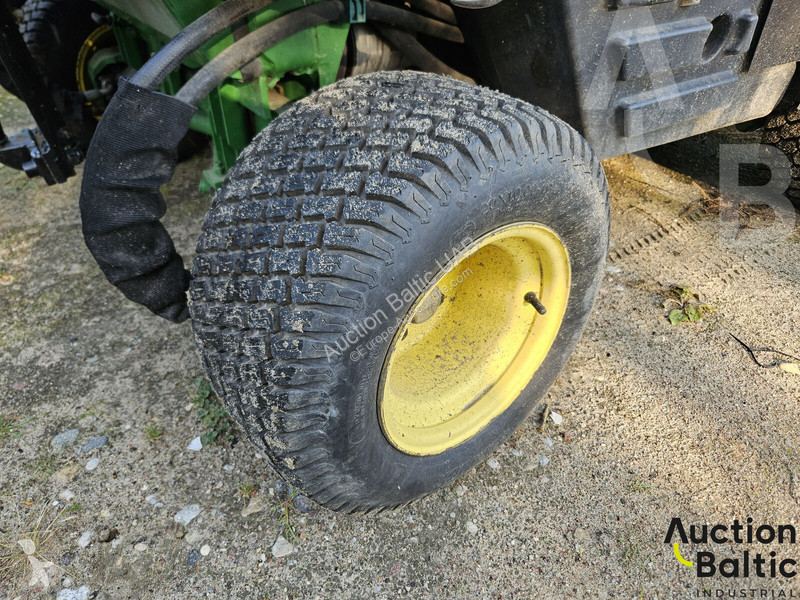 Zonas verdes John Deere 1505 S.II BM