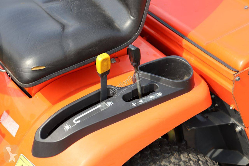 Zonas verdes Kubota GR2100-II