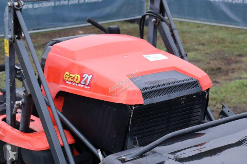 Zonas verdes Kubota GZD21