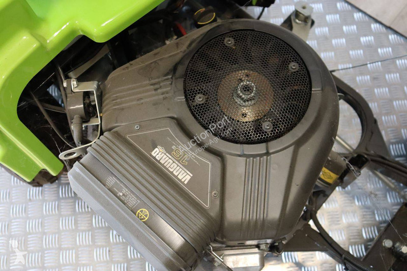Zonas verdes Grillo FD 220R