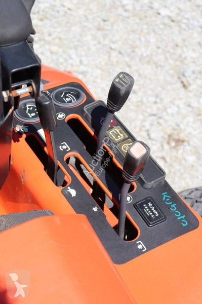 Zonas verdes Kubota ZD21-EC