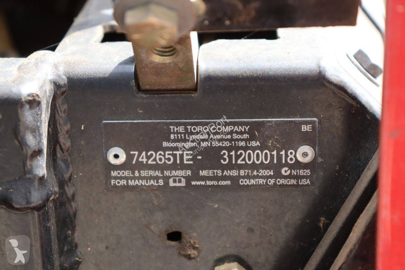 Догляд за садом і городом Toro Z Master...