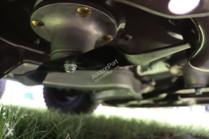 Espaces verts Husqvarna R214TC