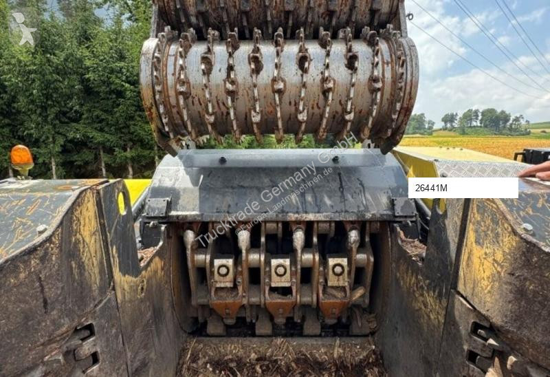 Zelené plochy MAN M100L