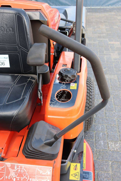 Zonas verdes Kubota GZD15-3HD-S5