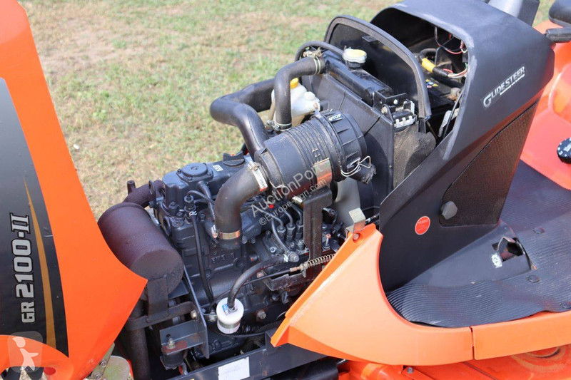 Zonas verdes Kubota GR2100-II
