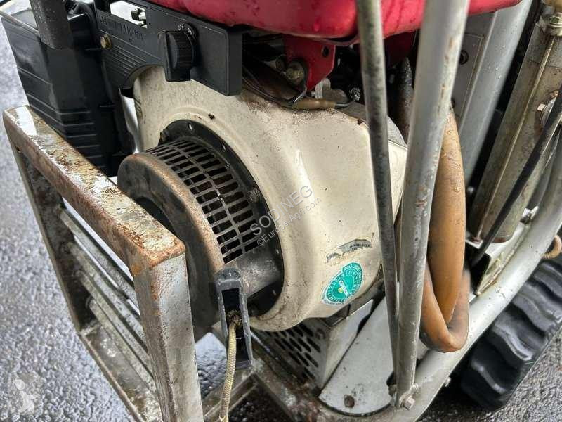 Grönområden   BROUETTE A MOTEUR