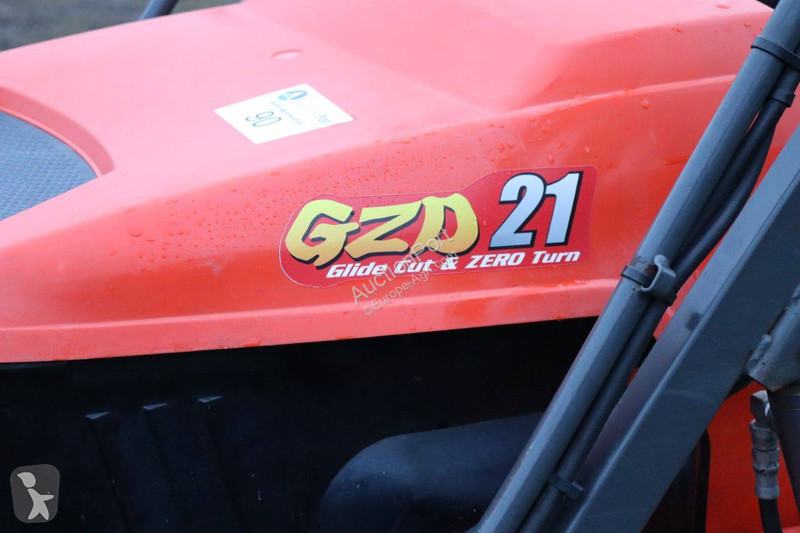 Zonas verdes Kubota GZD21