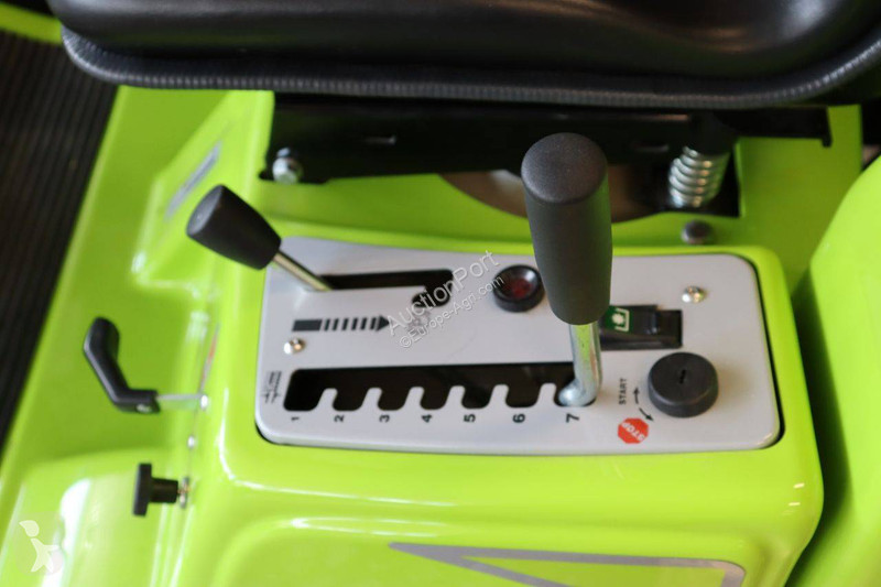 Zonas verdes Grillo FD 220R