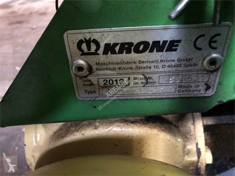 Zonas verdes Krone EC 320 CV Q