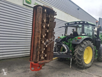 Broyeur d'accotement Kubota