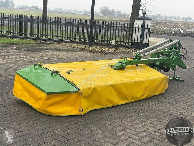 Zonas verdes jardins Pronar PDT 290 maaier
