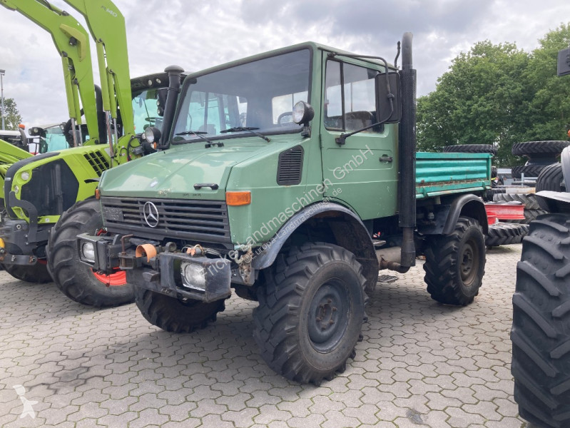 شاحنة Mercedes  U 1000