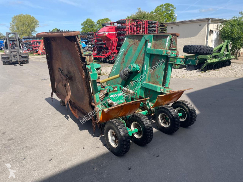 Zonas verdes jardins Spearhead  Multicut 450