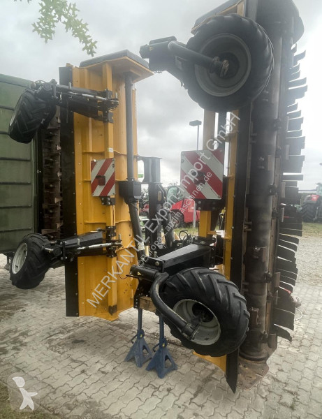 Espaces verts Muthing MU-M 600