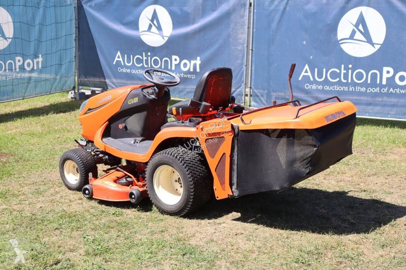 Espaces verts Kubota GR2120