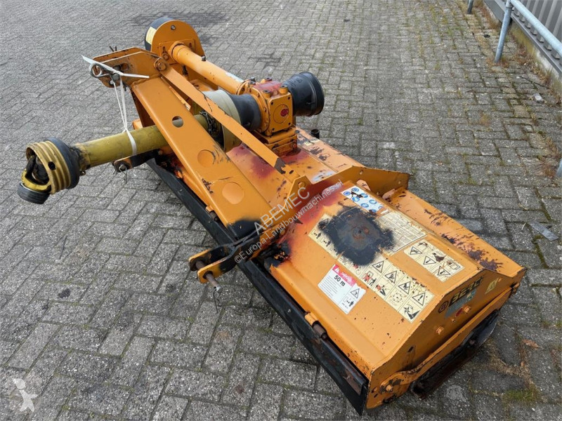 Grönområden Berti EKR 200 klepelmaaier