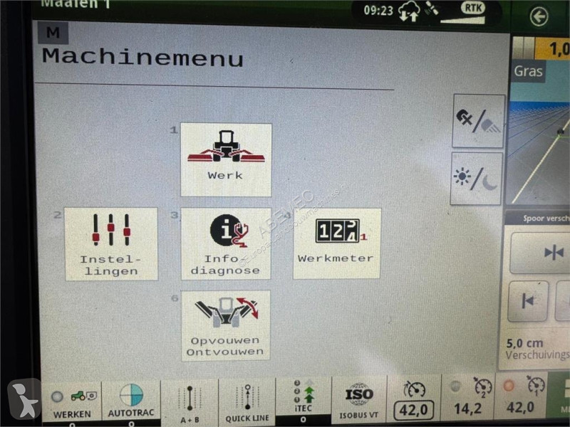 Zonas verdes jardins Kuhn FC 9330D-RA + FC...
