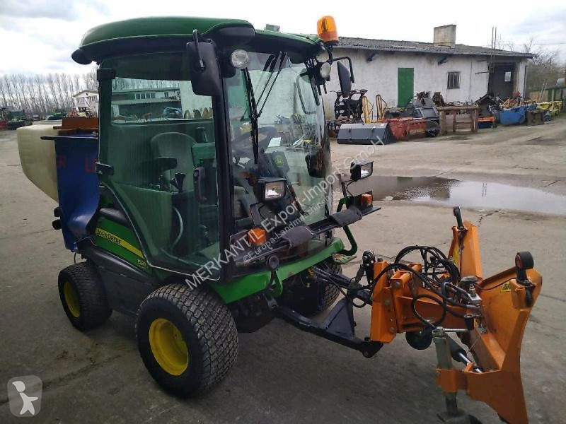 Grönområden John Deere  1585 TerrainCut