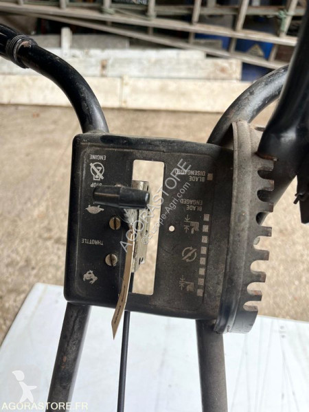 Zonas verdes John Deere R47VB