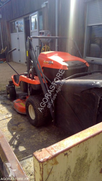 Grönområden Kubota GZD 15