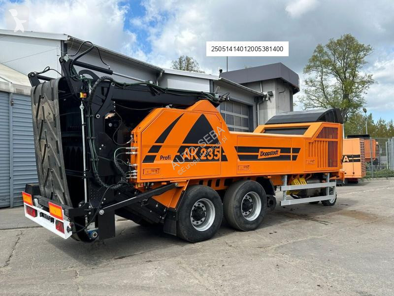 Zelené plochy Doppstadt AK235 profi,...
