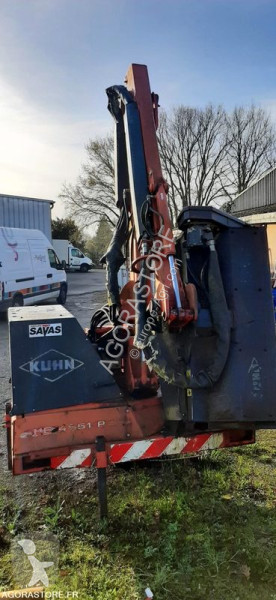 Espaces verts Kuhn HE 4951 P