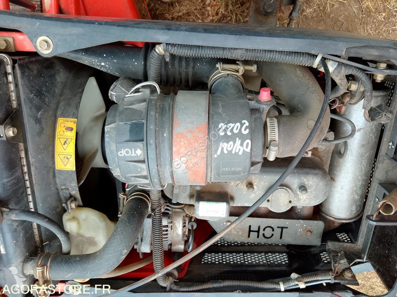 Grönområden Kubota B2200 2 roues motrices