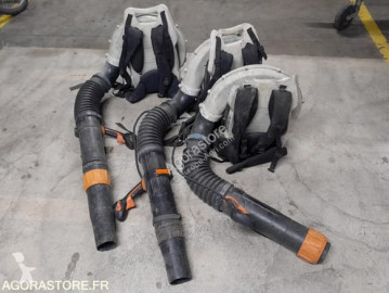 Leaf blower