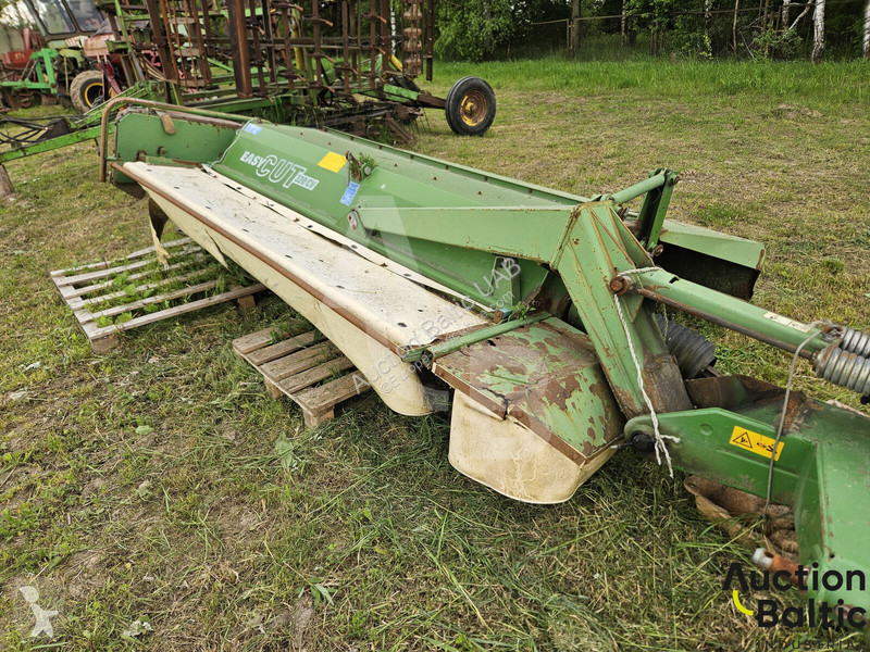 Grönområden Krone Easy Cut 320 CV